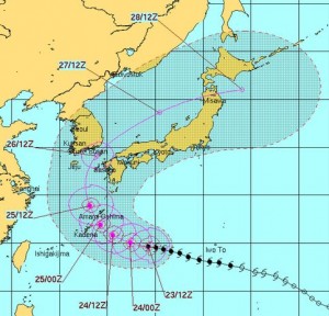 米軍の台風12号（ハロラ）の進路予想