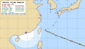 アジアの台風13号（ソウデロア）の進路予想